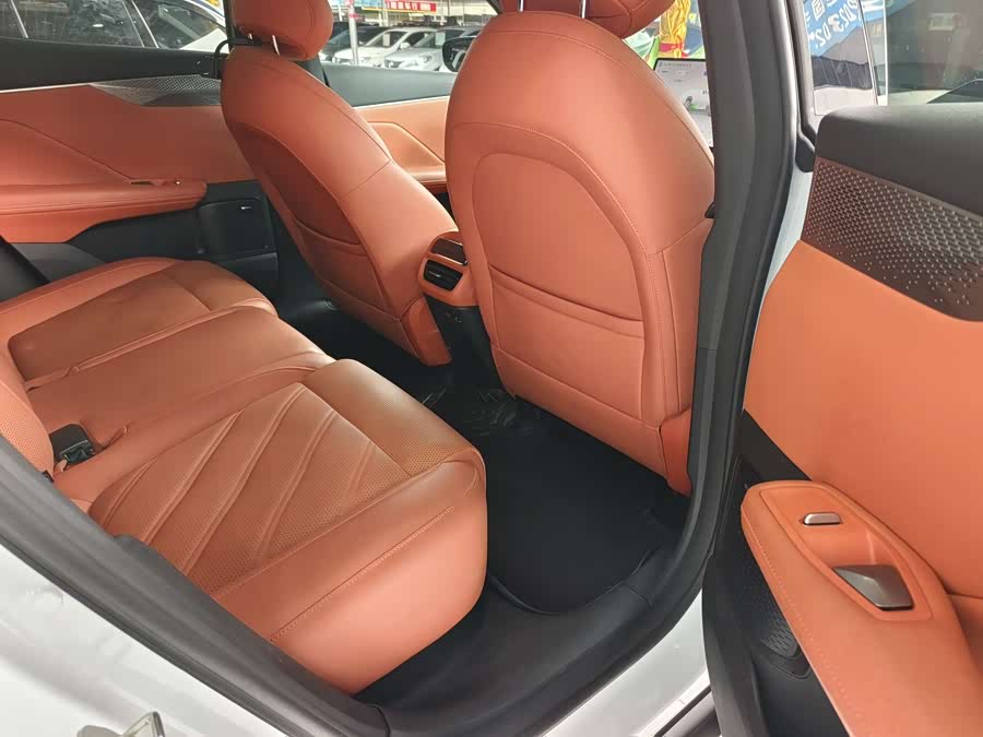 Deepal S05 2024 car image #9