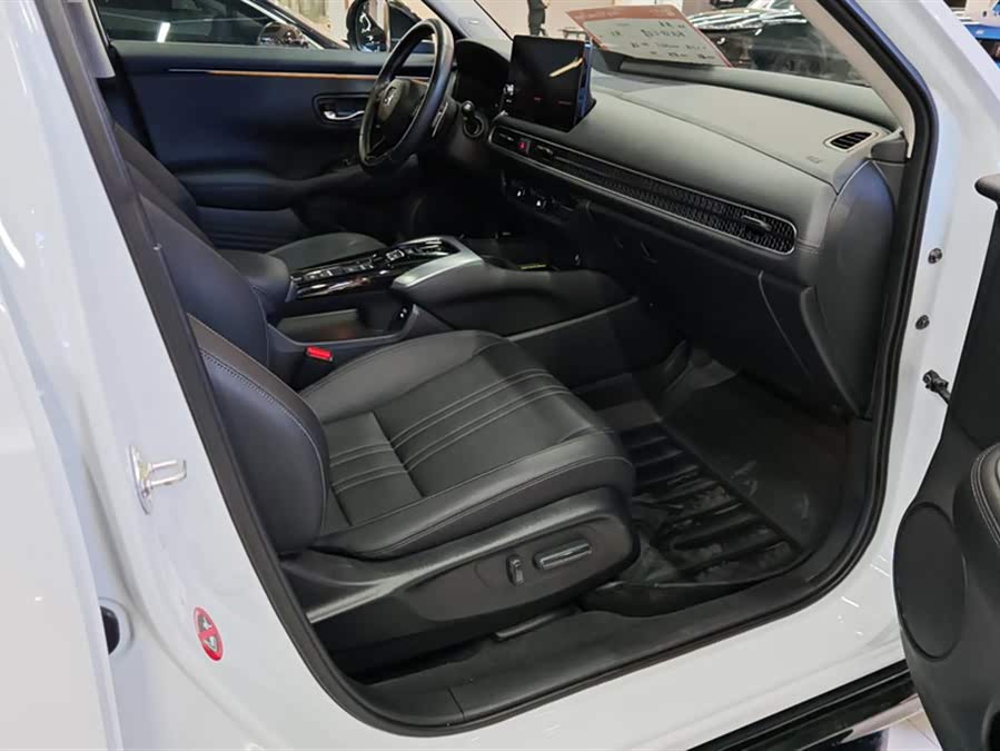 Honda HR-V 2023 #9 Honda HR-V 2023 car image #9