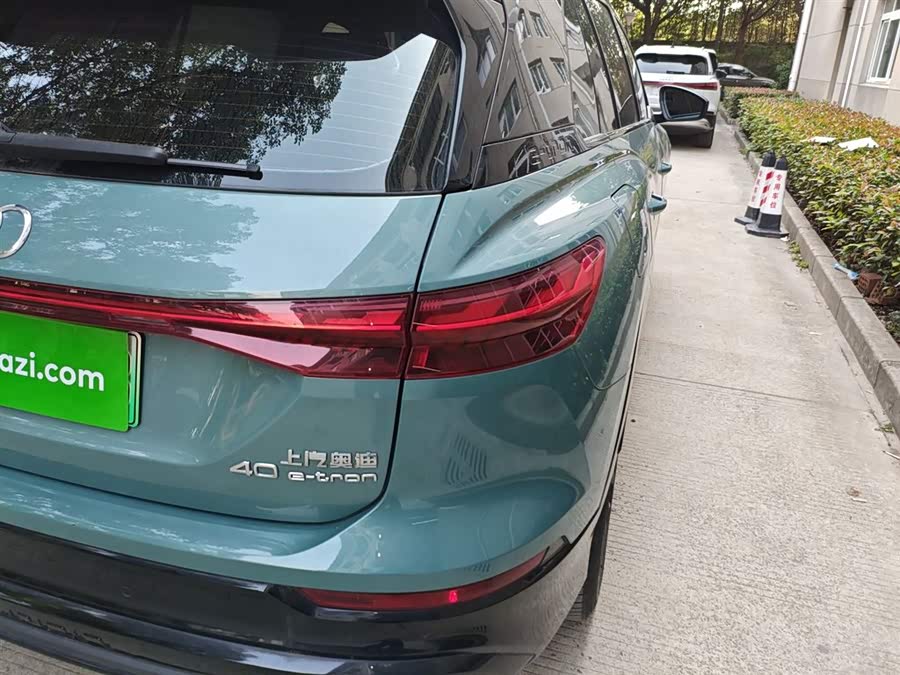 Audi Q5 e-tron 2023 #9 Audi Q5 e-tron 2023 immagine di auto #9