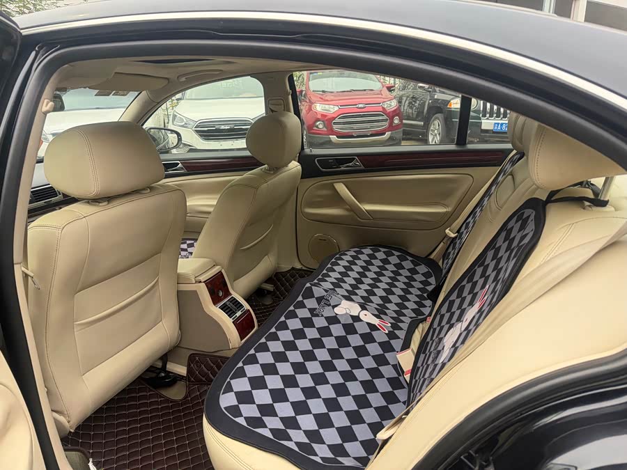 Volkswagen Passat Lingyu 2009 car image #9