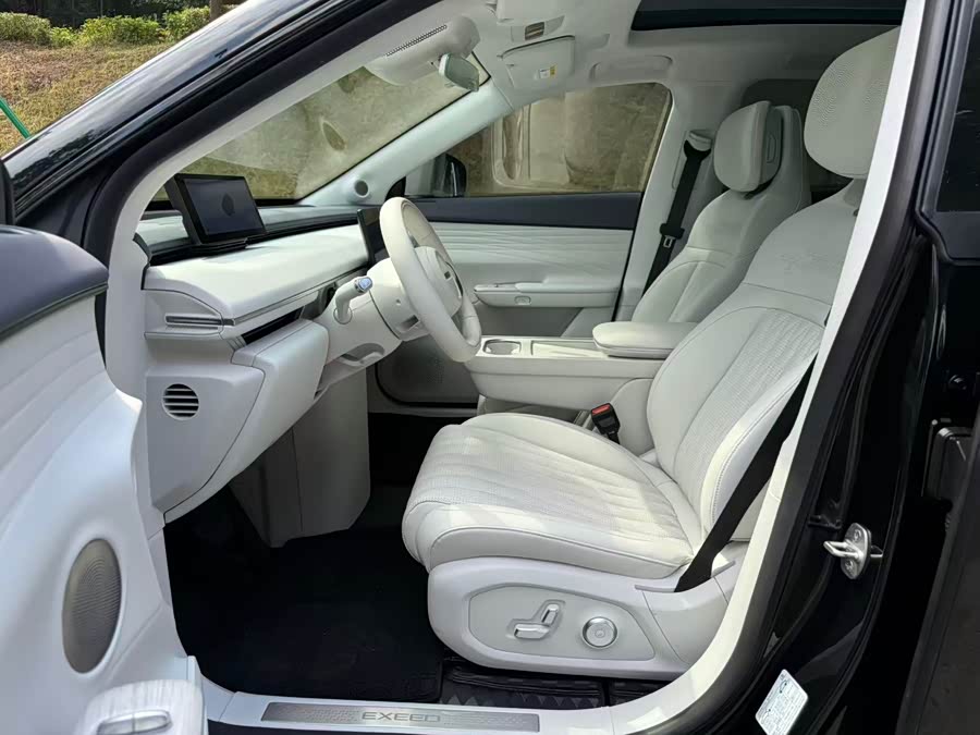 Exceed Stellar Era ET 2024 car image #9