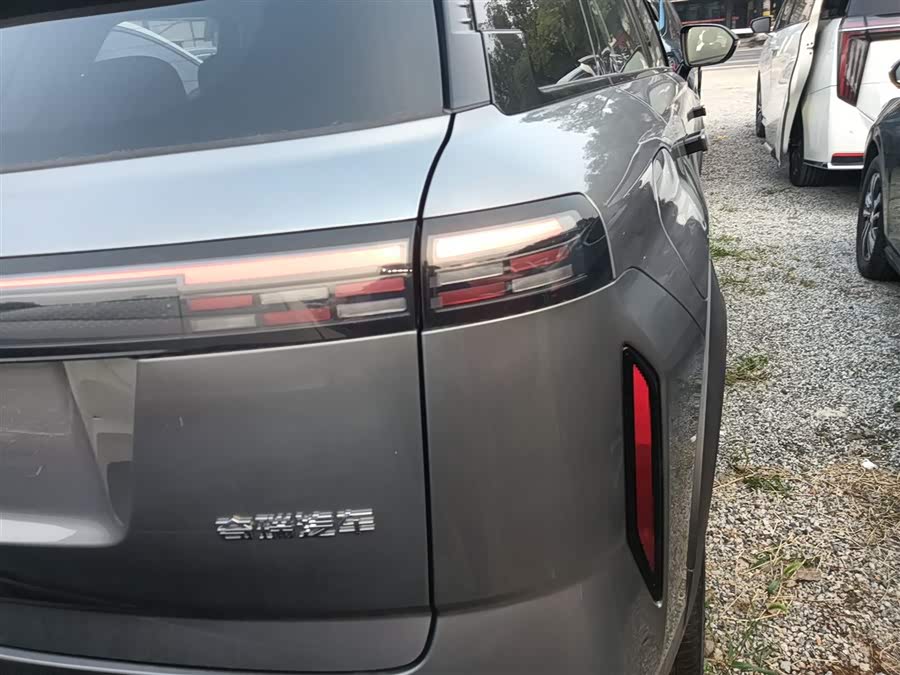 Chery Tiggo7 C-DM 2025 #9 Chery Tiggo7 C-DM 2025 car image #9