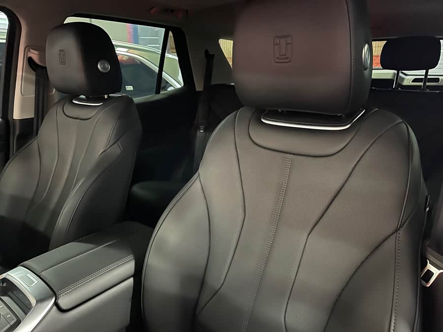 Tank 400 2024 car image #9