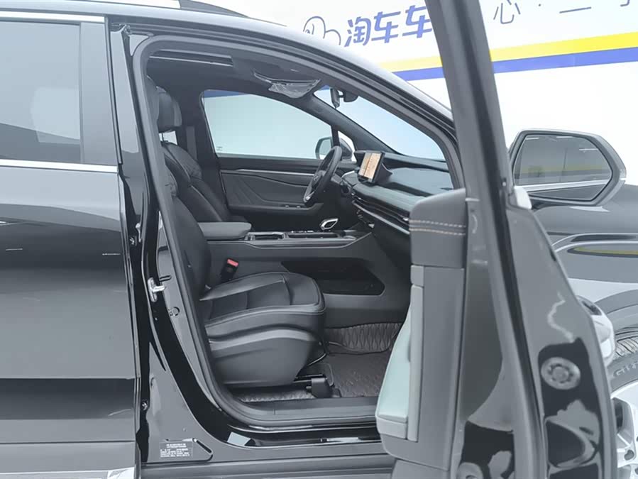 GEELY Okavango L 2023 #9 GEELY Okavango L 2023 car image #9