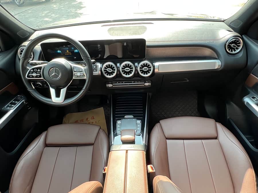 Mercedes-Benz GLB Class 2020 car image #9