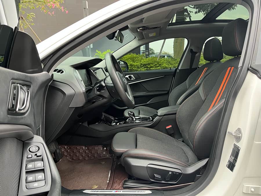 BMW 2 Series (Imported) 2024 immagine di auto #9