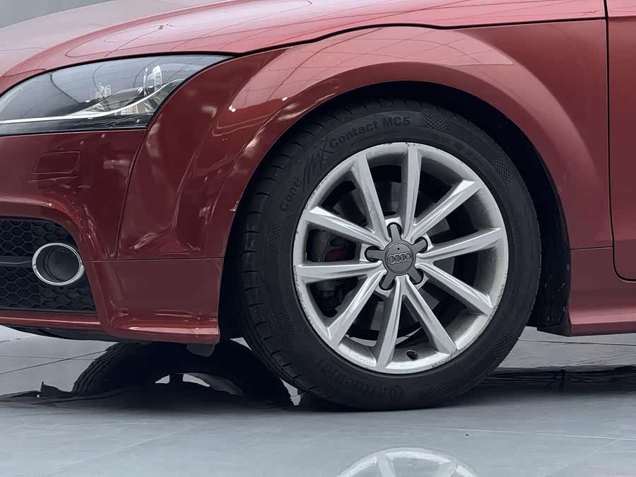 Audi TT 2015 car image #9