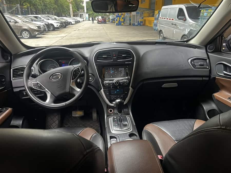 GAC Trumpchi GS5 Super 2015 car image #9