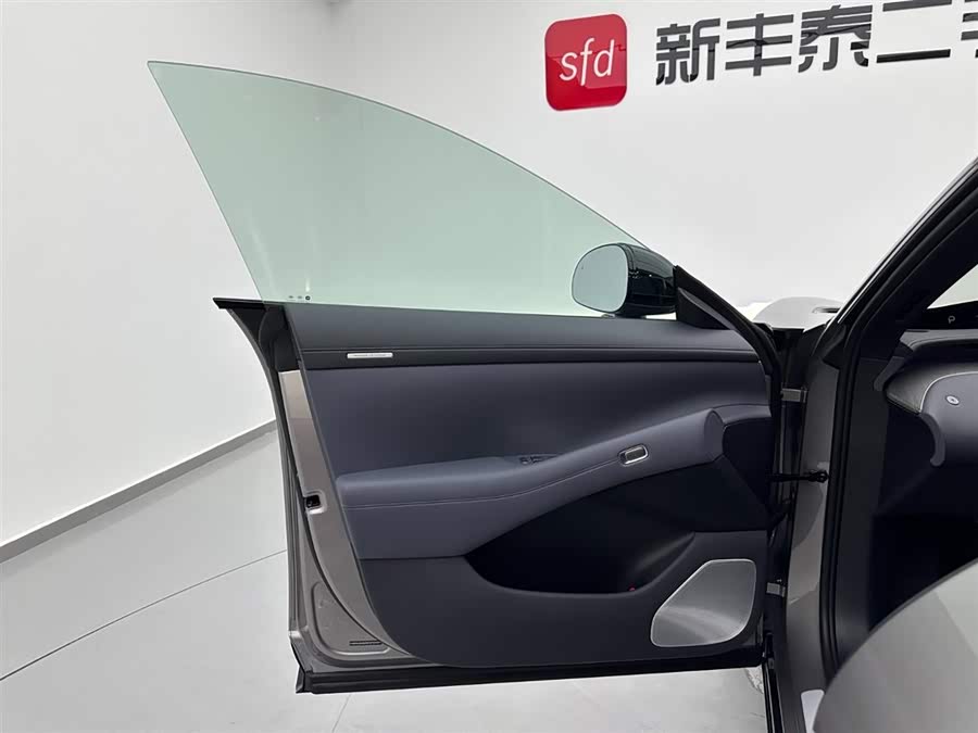 小米汽车 小米YU7 2025 汽车图片 #9