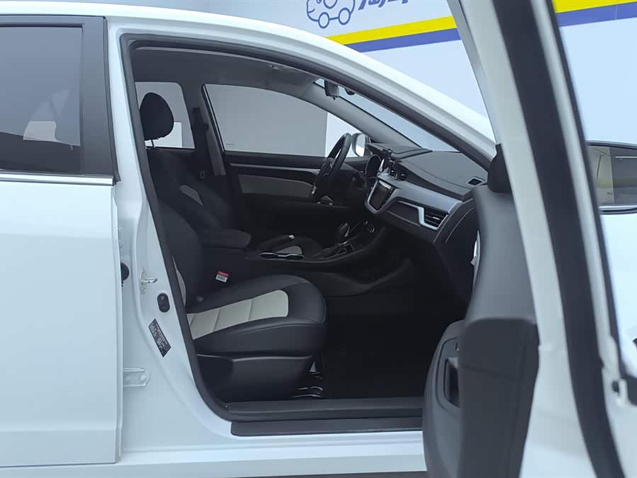 GEELY Vision 2020 car image #9