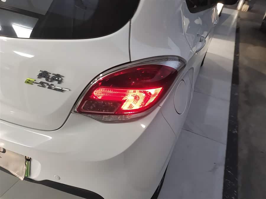 Changan BenBen E-Star 2023 car image #9