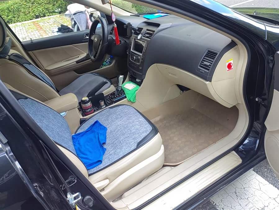 BYD G6 2013 #9 BYD G6 2013 car image #9