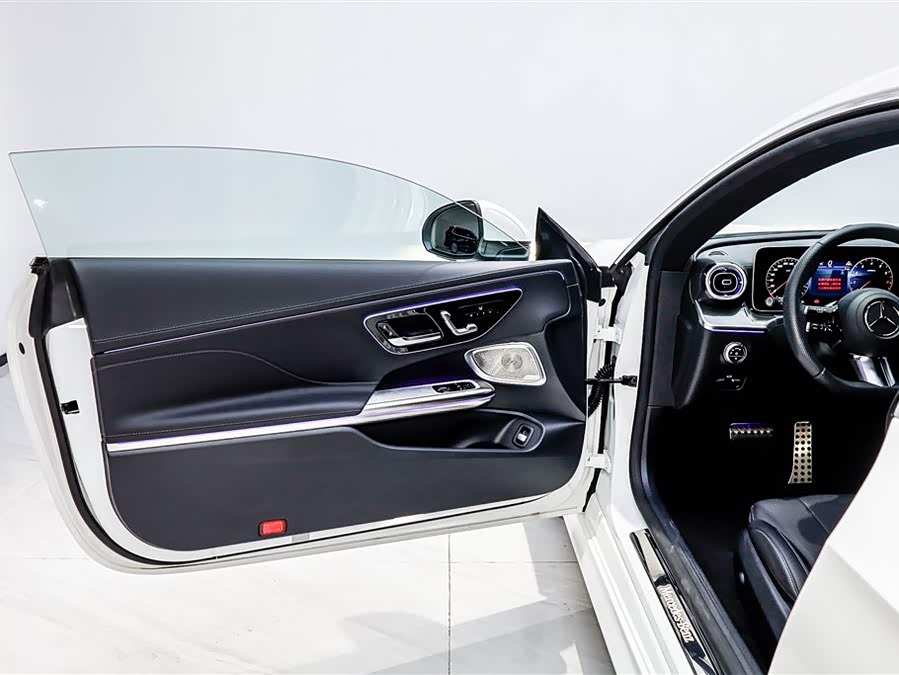 Mercedes-Benz CLE Class 2024 car image #9