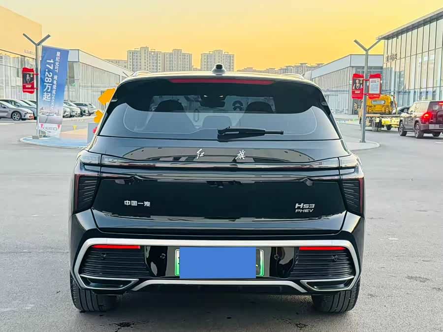 HongQi HS3 PHEV 2025 #9 HongQi HS3 PHEV 2025 car image #9
