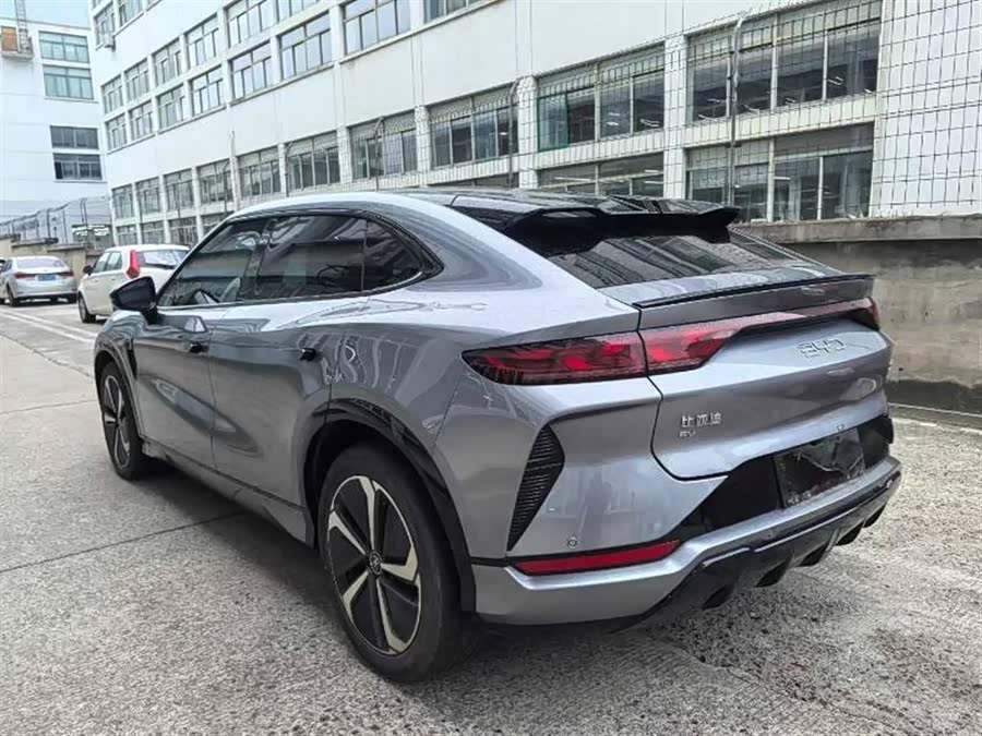 BYD SongL EV 2024 immagine di auto #9