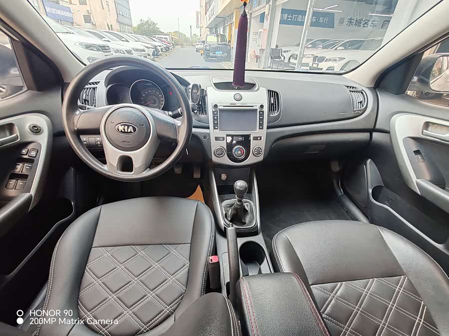 Kia Forte 2014 immagine di auto #9