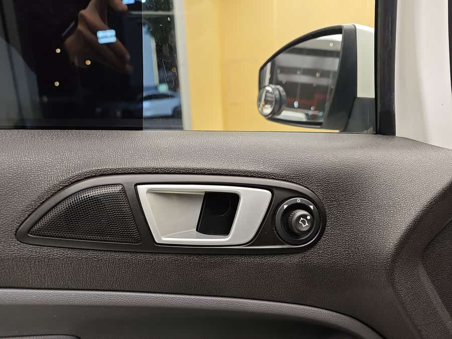 Ford EcoSport 2015 #9 Ford EcoSport 2015 car image #9