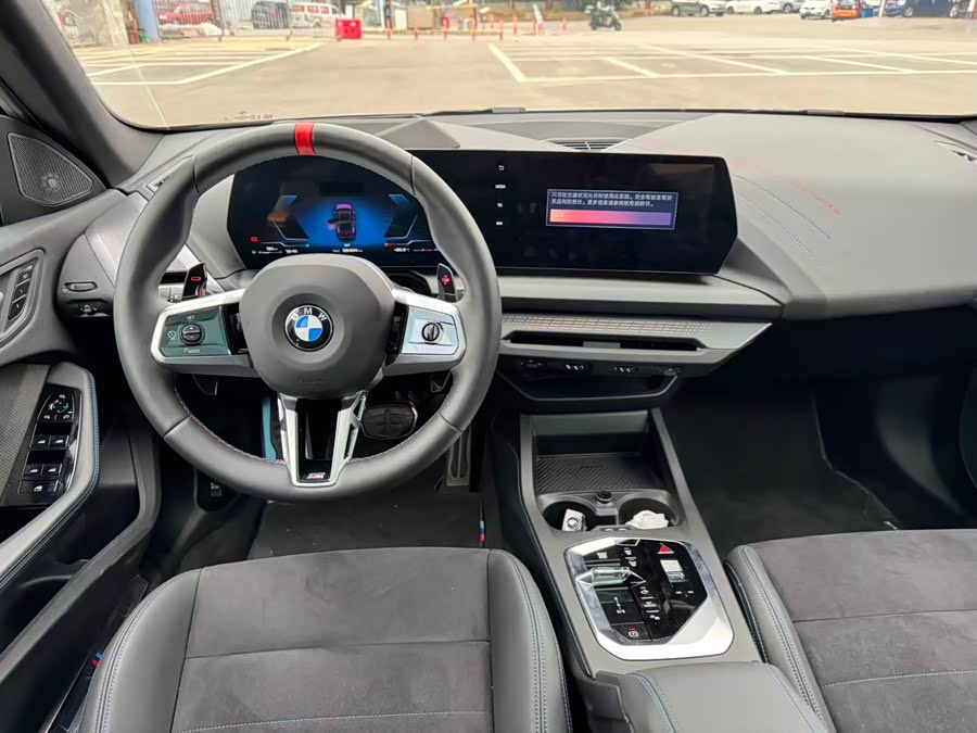 BMW M235L 2025 immagine di auto #9