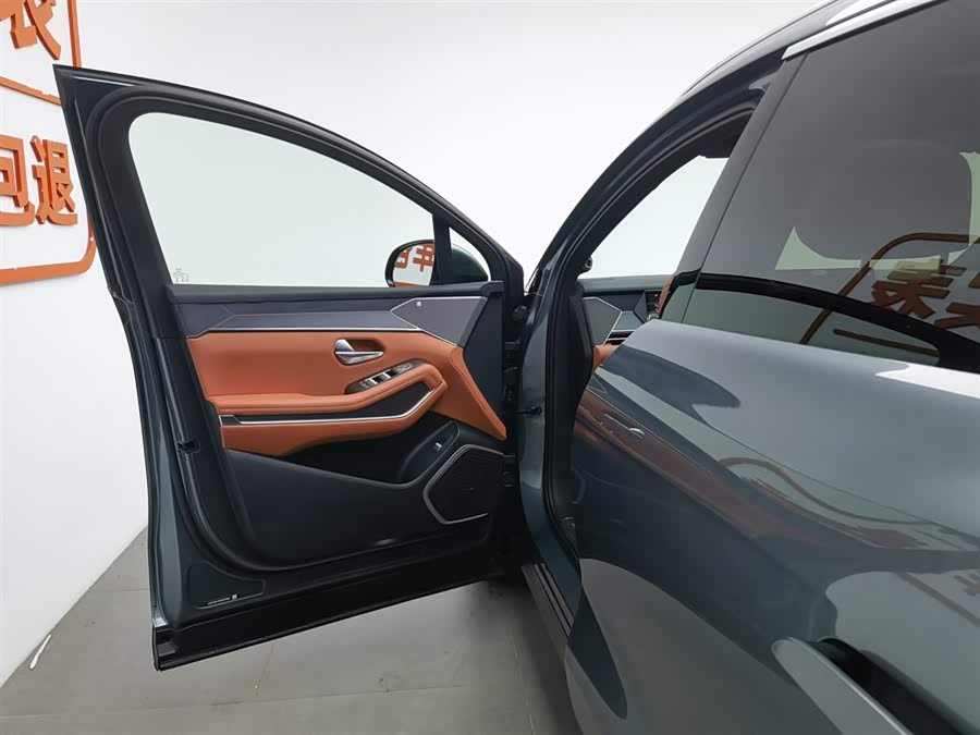 BYD Tang L 2025 car image #9