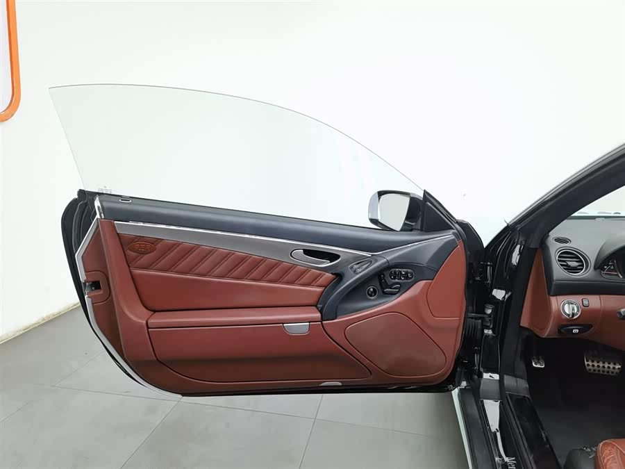 Mercedes-Benz SL Class 2011 car image #9