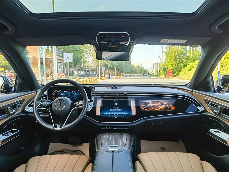 Mercedes-Benz E Class New Energy 2024 car image #9