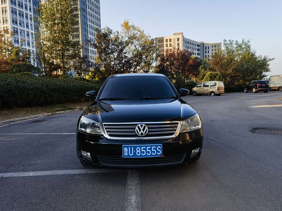 Volkswagen Passat Lingyu 2010 #9 Volkswagen Passat Lingyu 2010 car image #9