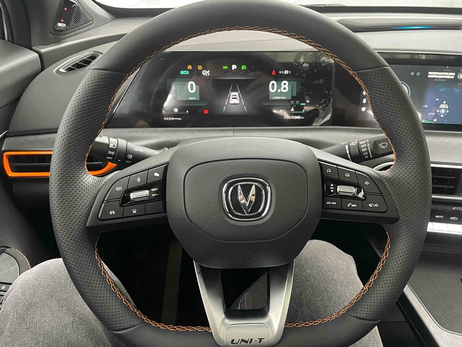 长安 长安UNI-T 2022 汽车图片 #9