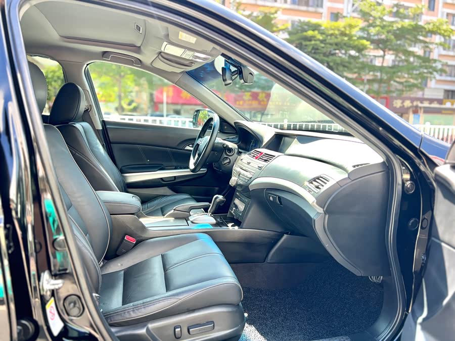 Honda CROSSTOUR 2013 immagine di auto #9