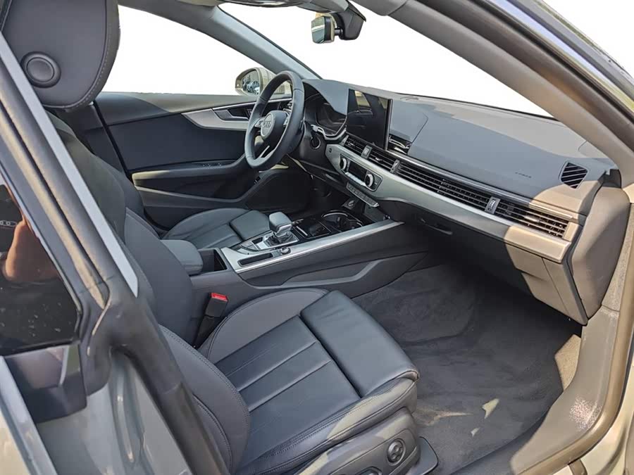 Audi Q8 2024 #9 Audi Q8 2024 car image #9