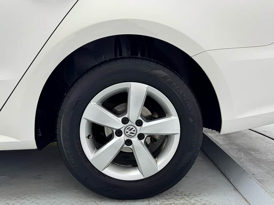Volkswagen Lavida 2023 car image #9