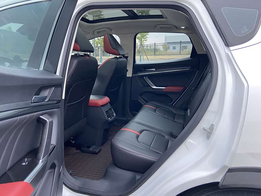 Haval H4 2018 car image #9