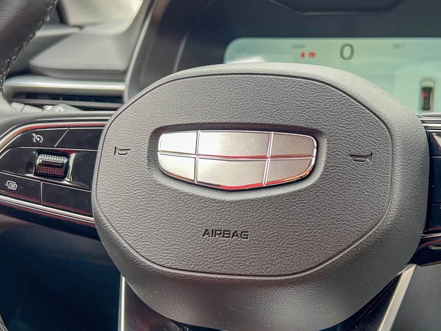 GEELY Emgrand 2024 car image #9