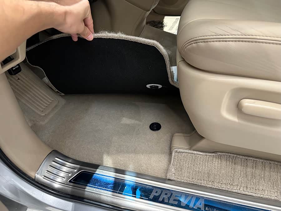 Toyota Previa 2016 car image #9