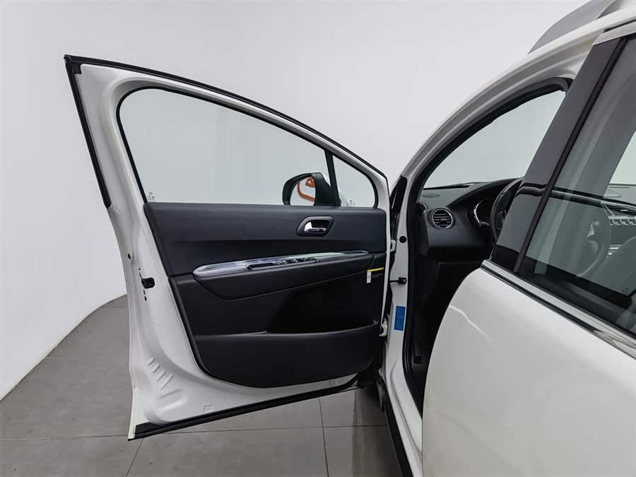 Peugeot 3008 2013 car image #9