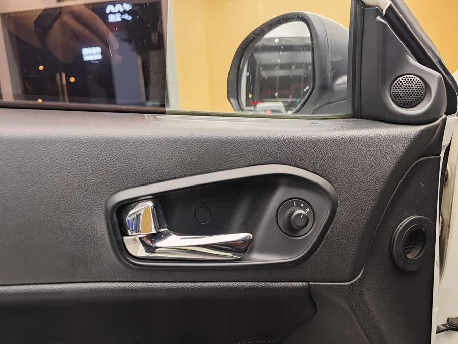 GAC Trumpchi GS5 2014 car image #9