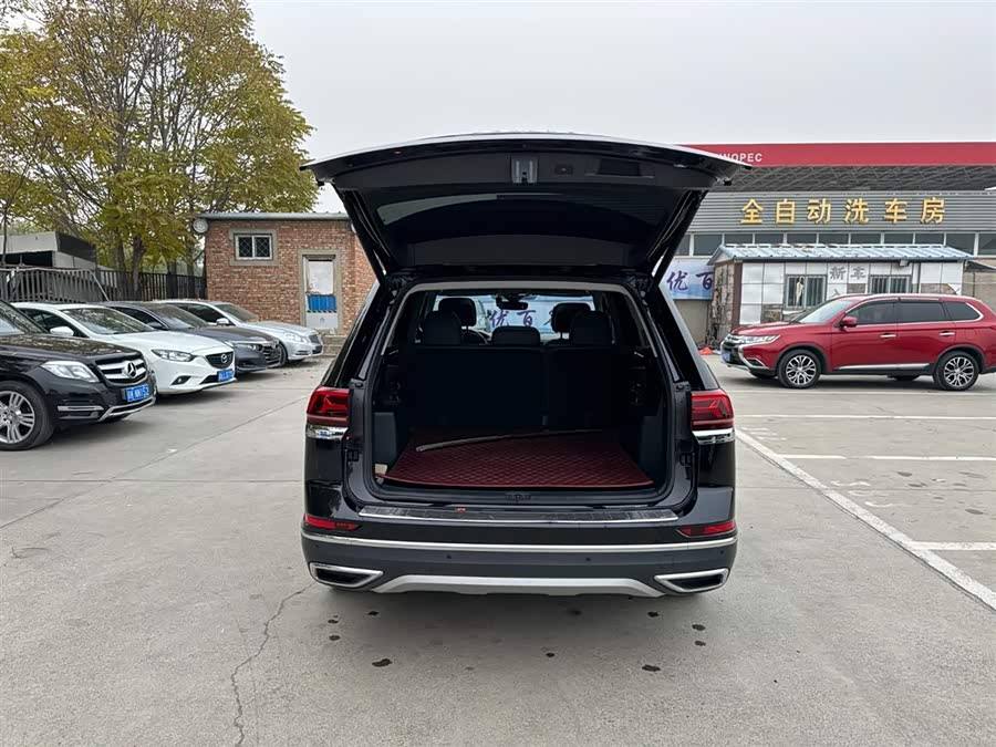 Volkswagen Teramont 2023 car image #9