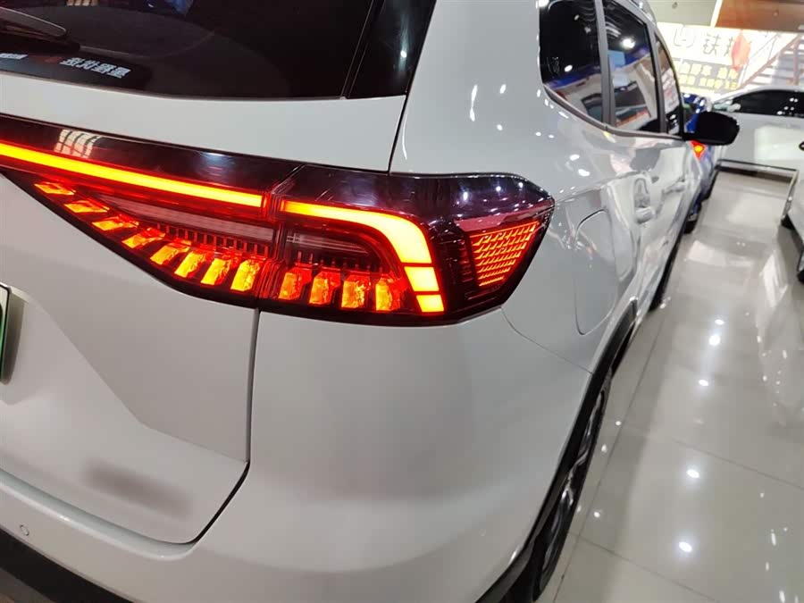 Chery Tiggo 8 PRO New Energy 2025 car image #9