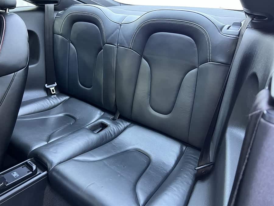 Audi TTS 2011 car image #9