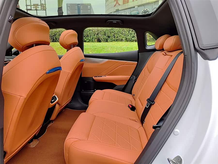 Deepal S05 2025 car image #9