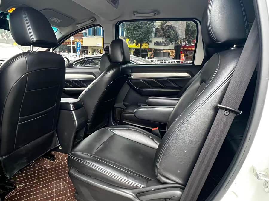 Kaiyi V3 2016 car image #9