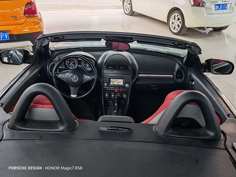 Mercedes-Benz SLK Class 2010 immagine di auto #9