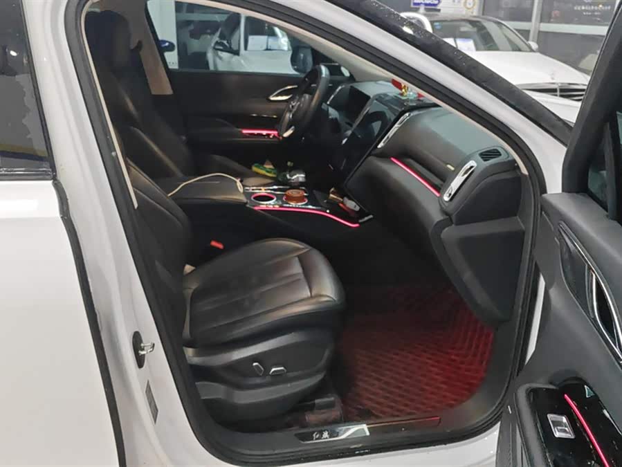 HongQi HS3 2023 #9 HongQi HS3 2023 car image #9