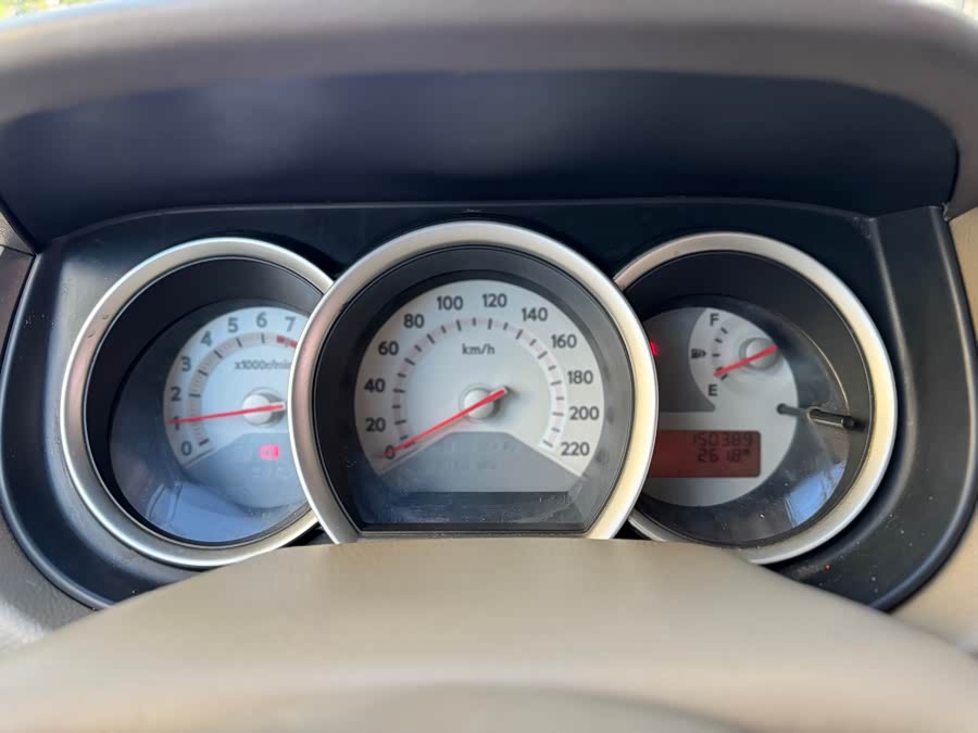 日产 颐达 2008 汽车图片 #9