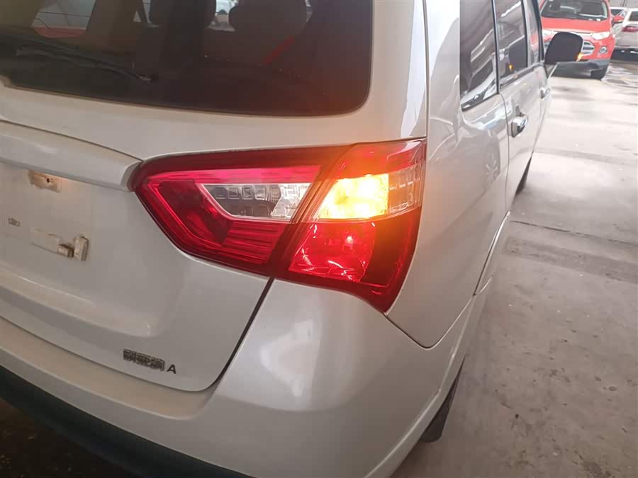 Suzuki Liana A6 2014 immagine di auto #9