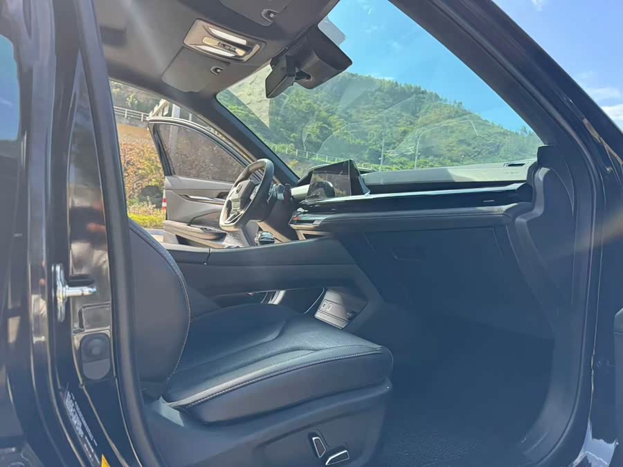 长安 长安UNI-V 2022 汽车图片 #9