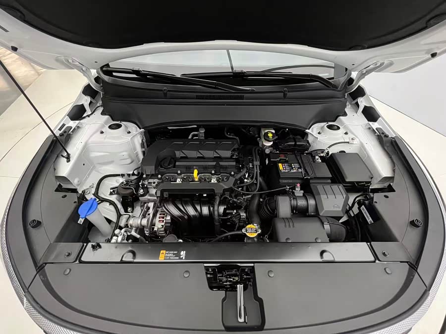 Kia Seltos 2023 car image #9