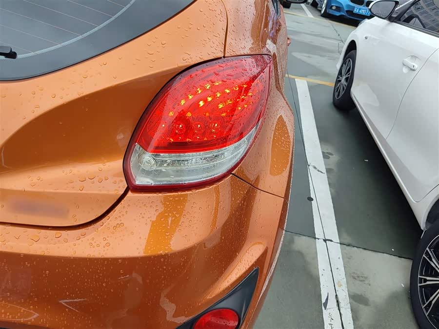 Hyundai Veloster 2014 #9 Hyundai Veloster 2014 car image #9