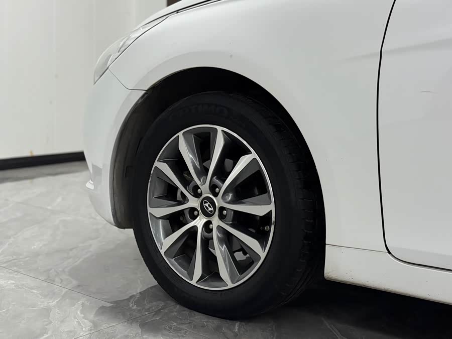 Hyundai Sonata 2016 car image #9