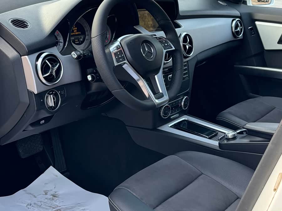 Mercedes-Benz GLK Class 2015 #9 Mercedes-Benz GLK Class 2015 car image #9