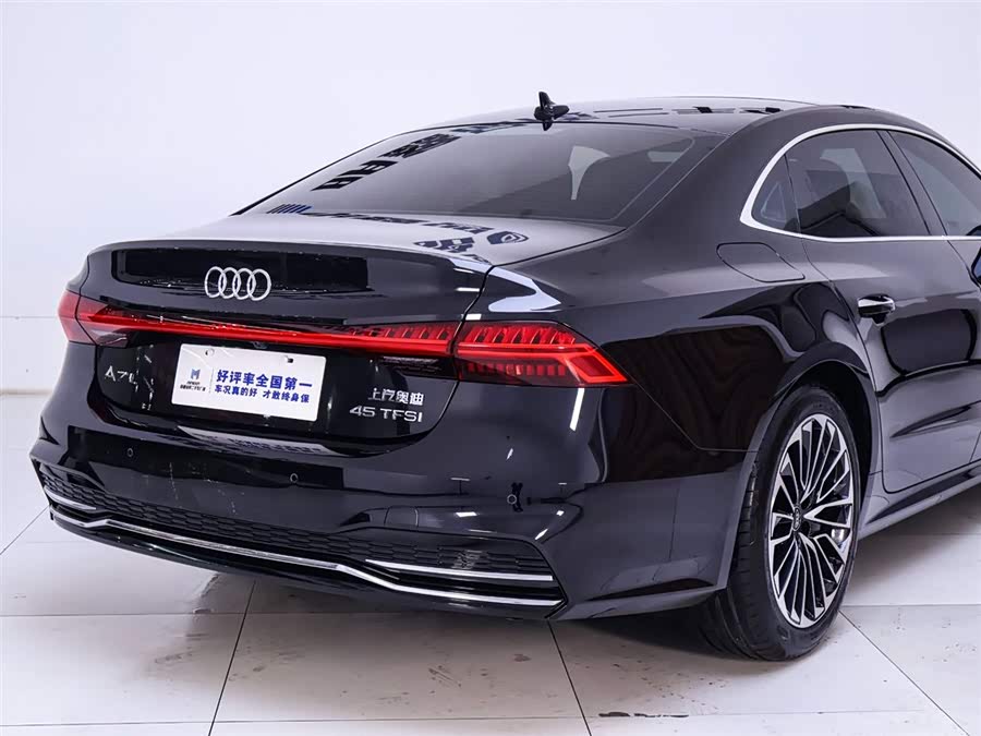 Audi A7L 2024 car image #9